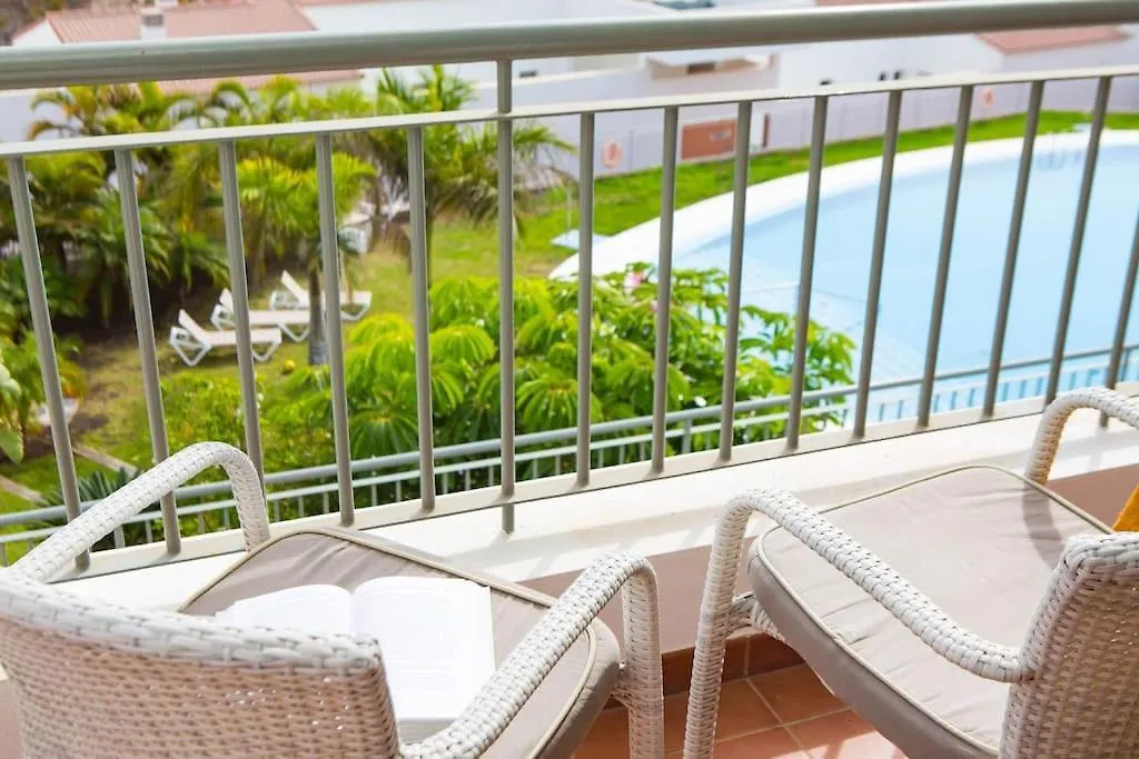 2 Bedrooms Apartment In Magnolia Golf Resort, La Caleta 阿德耶 0*,  西班牙