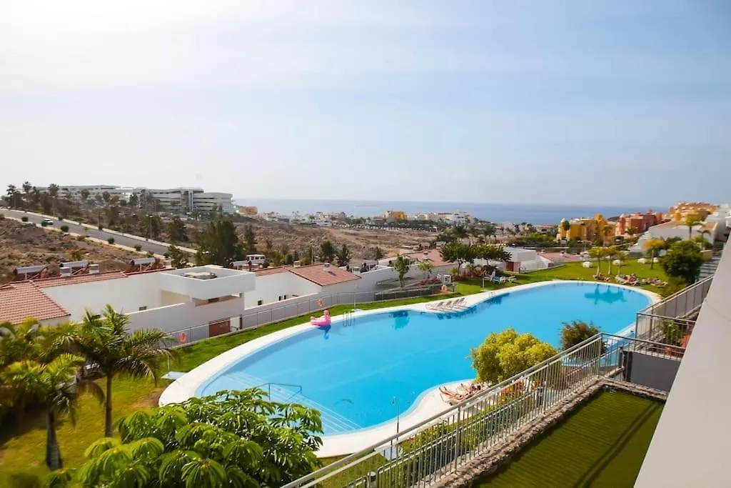 2 Bedrooms Apartment In Magnolia Golf Resort, La Caleta 阿德耶